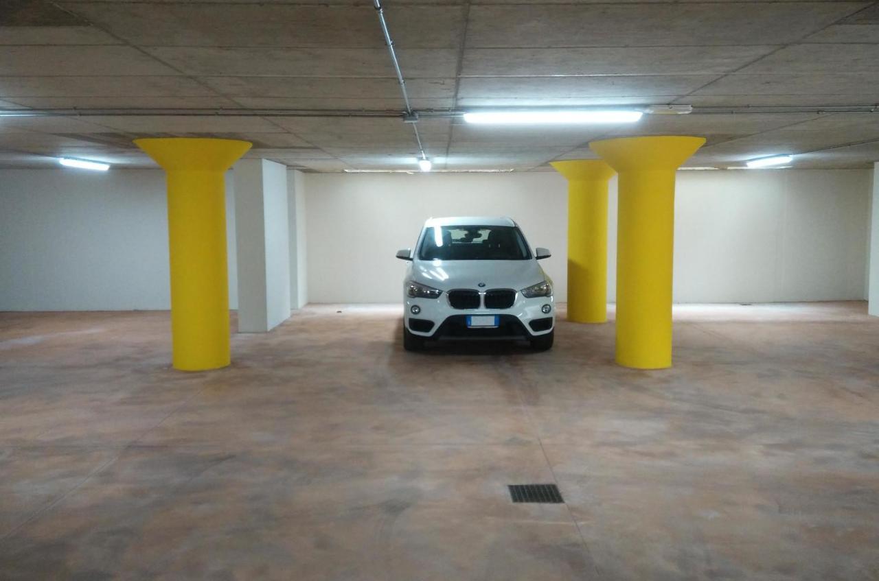Charme Con Parcheggio Leilighet Lucca Eksteriør bilde